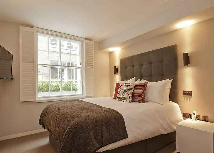 Superior St Christophers Place